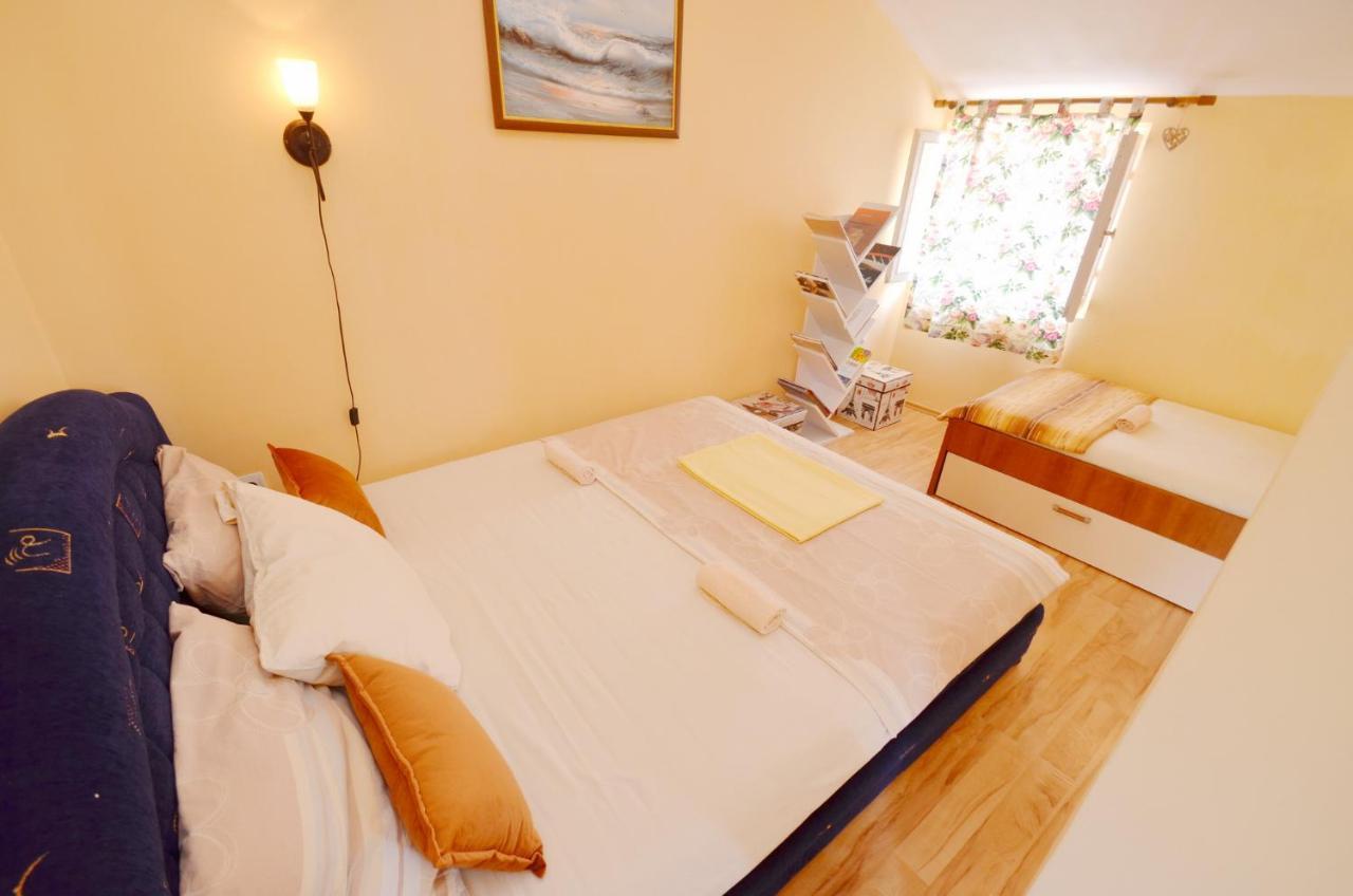Apartment Romana Tivat Buitenkant foto
