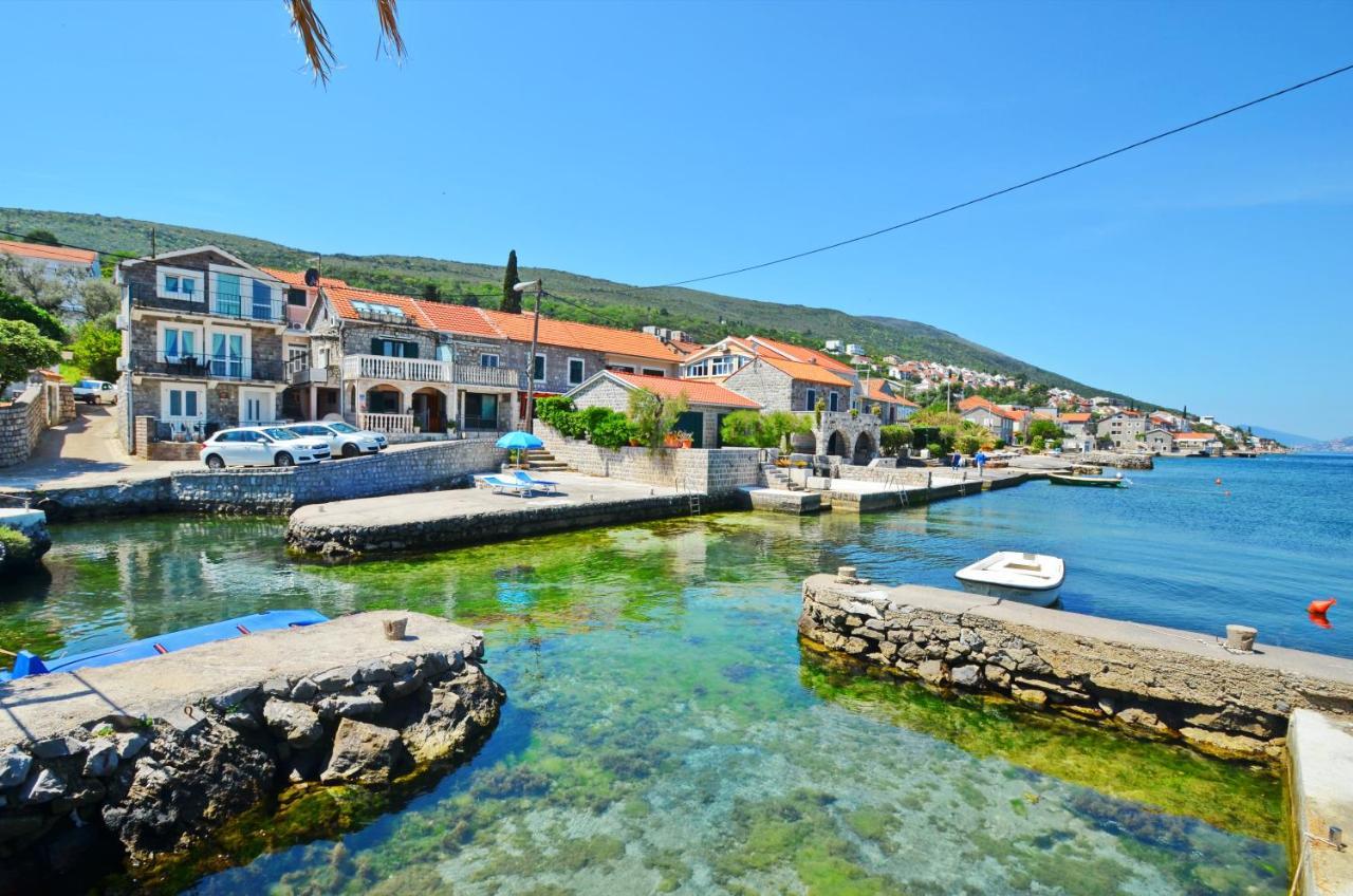 Apartment Romana Tivat Buitenkant foto