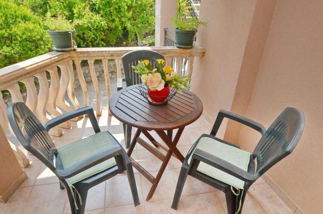 Apartment Romana Tivat Buitenkant foto